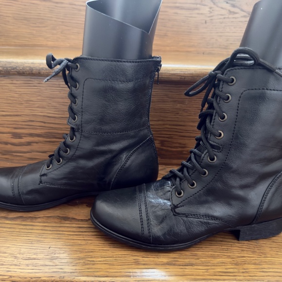 Steve Madden Combat Boots Black 8.5 - Picture 2 of 11